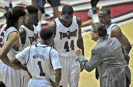 Troy coach Don Maestri
