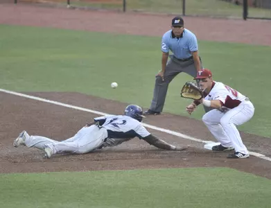 Pierce Slam Lifts Trojans Past FIU 9-5 Image