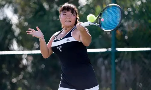 Xue Clay Court