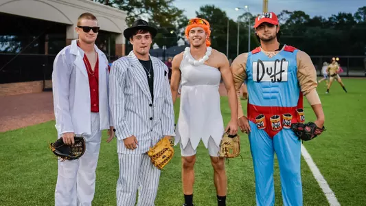 costume