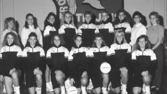 1990 Volleyball Squad