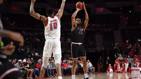 Efe Odigie with the long two