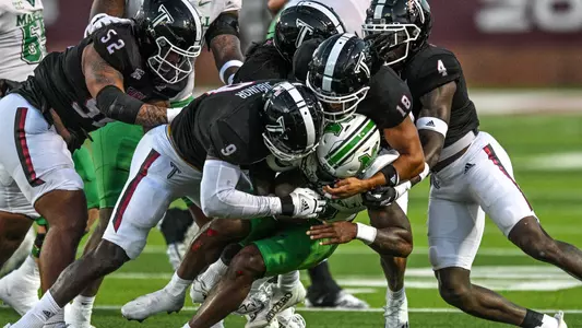 Troy FB beats Marshall