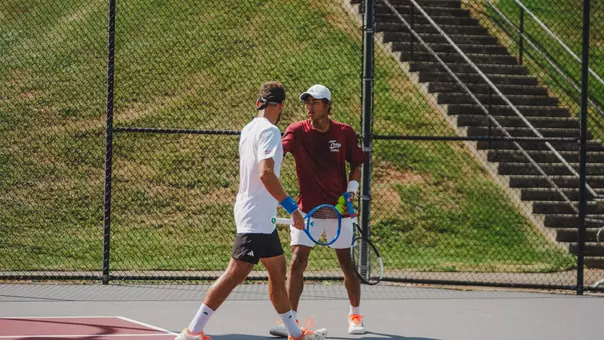 Gabriel Garay and Ryusei Miyazato