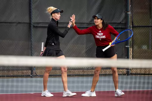Valeriia Avdeeva and Maria Guirguis