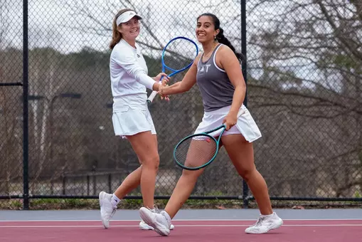 Emilia Namyslo and Veena Nazar