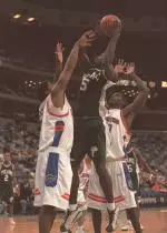 Brandon Brown paced the Green Wave with 16 points and nine rebounds on Friday.