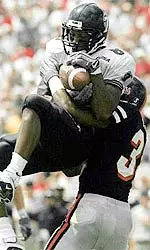 Wide receiver Adrian Burnette signed a free agent contract with the Dallas Cowboys.