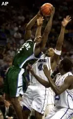 Brandon Brown leads the Wave with 15.6 points and 7.3 rebounds per game.