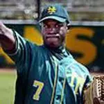 Florida native Warren McFadden is one of four baseball signees to rank among the Top 100 high school prospects by Baseball America, and one of two players to participate in the 2003 AFLAC All-American High School Baseball Classic.