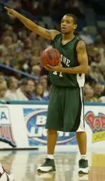 Marcus Kinzer matched his career-high with 17 points for the Green Wave on Saturday.