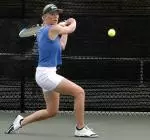 The women's tennis team <br> won its ninth straight <br> match with a 7-0 <br> victory over UNO