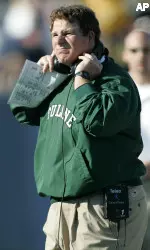 Tulane coach Chris Scelfo reacts after watching Navy score a touchdown during the second quarter. (AP Photo/Chris Gardner)