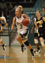 Nikki Luckhurst hit a career-high four three-pointers en route to 20 points against Chicago State.