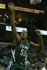 Quincy Davis led the Green Wave with 13 points Saturday.