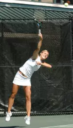 No. 42 Jenny Kuehn won her first set but fell in a three sets to No. 20 Alice Barnes at the NCAA Singles Championships.