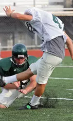 Freshman kicker Ross Thevenot drilled a pair of 52-yard field goals to conclude Sunday's practice as part of "Fan Day 2006."