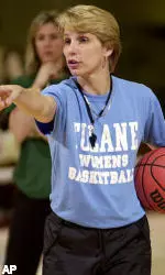 Coach Lisa Stockton will be teaching basketball fundamentals at the clinic.