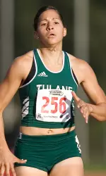 Senior Shanon Beelendorf qualified for the NCAA Regional in the 400m hurdles Saturday at the LSU Alumni Gold Invitational.
