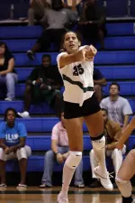 Bridget Wells paced Tulane with 16 kills
