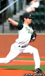 Freshman Alex Facundus Has Won Eight Games as a Freshman for the Green Wave