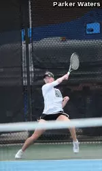 Sophomore Jenny Hois won her fourth straight single match today with a 6-0, 6-3 win in TU's 6-1 victory at South Alabama.