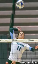 Junior Tea Juric posted six kills in a loss to Cincinnati on Friday