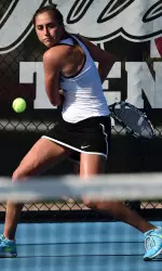 Jacqui Katz was one of three Green Wave players to go 3-0 in singles on the weekend