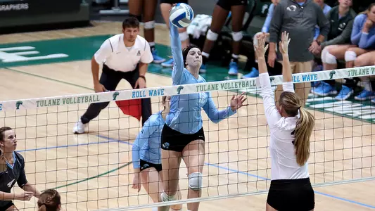 Dayna Kern action shot