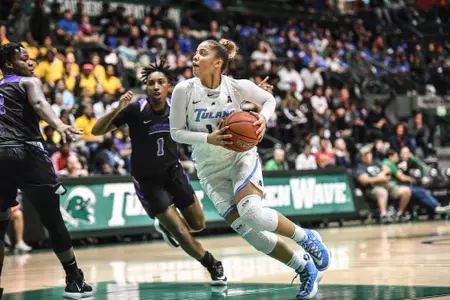 Dynah Jones Drive vs. UCA