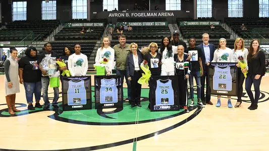 Senior Day WBB 2019 Ceremony