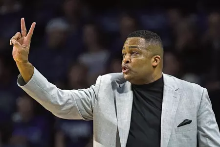 Ron Hunter Georgia State action