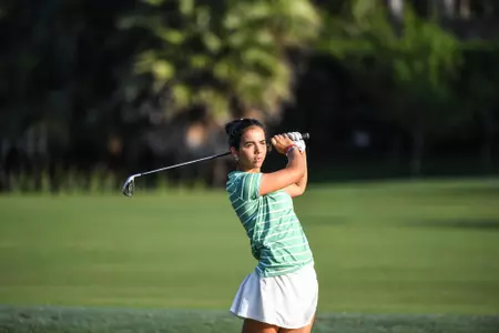 Carlota Palacios iron shot