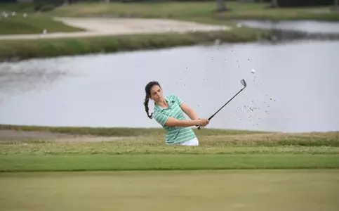 Carlota Palacios Bunker Shot