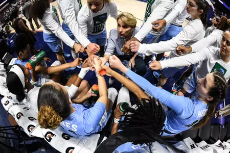 Team Huddle vs. USF WBB
