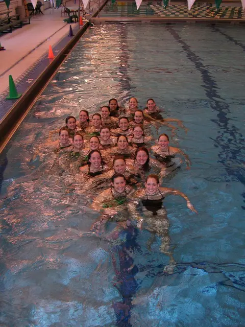 Swimming & Diving Practice 2004-05