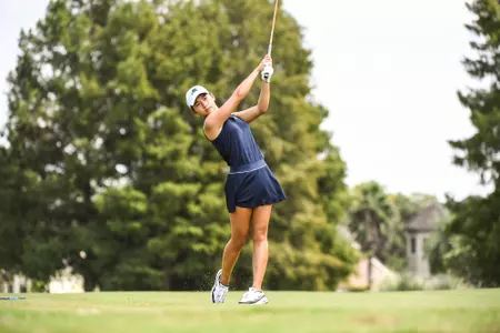 Daozeng Liu Fairway Shot