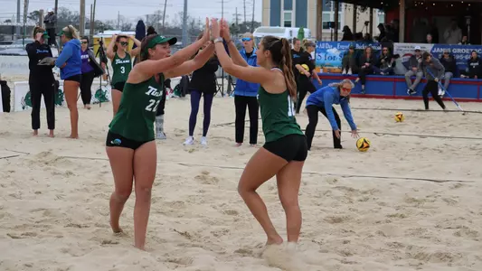 beach volleyball