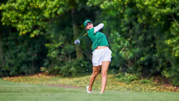 Francesca Pompa playing in the Rainbow Wahine Invitational in Kaua'i, Hawaii.