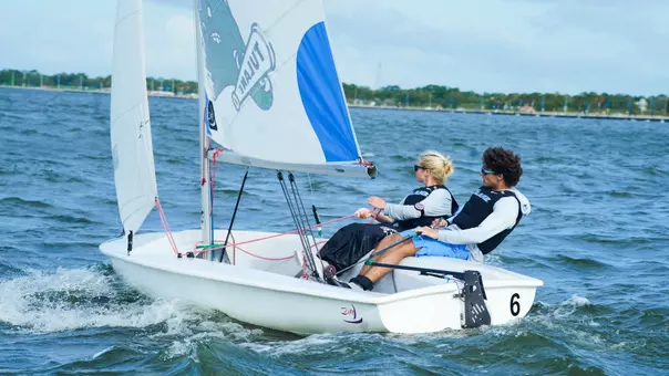 Matheo Capasso and Parker Kumler compete for Tulane sailing.
