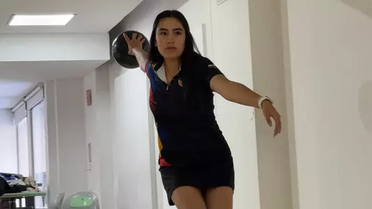 Vicky Lizarazo Signed