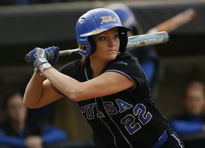 Lacey Middlebrooks vs. Oklahoma State
Photos by Dave Crenshaw