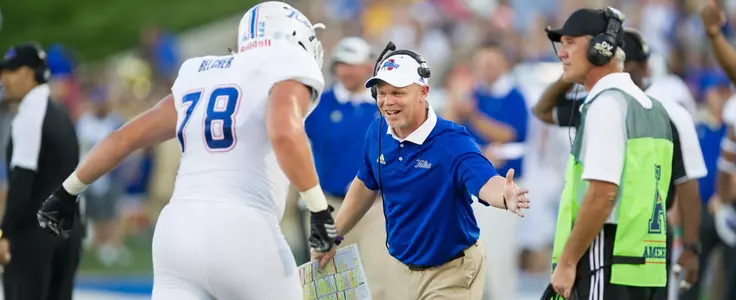 Montgomery congratulates Belcher