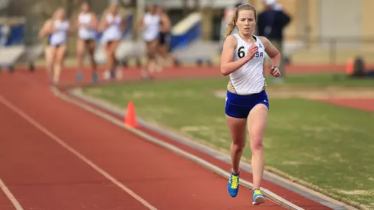 track athletes running