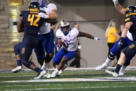 TOLEDO, OH - SEPTEMBER 16:  during the Toledo Rockets versus Tulsa Golden Hurricanes game on Saturday September 16, 2017 at Glass Bowl Stadium in Toledo, OH. (Photo by Steven King/Icon Sportswire)