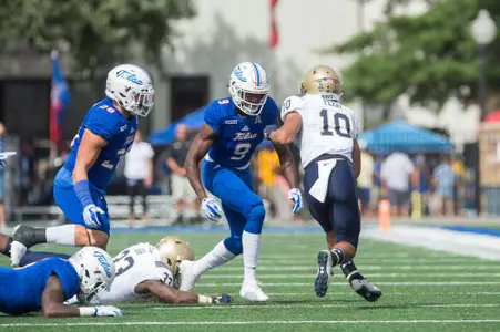 at H.A. Chapman Stadium in Tulsa, OK on 9/30/17.  BRETT ROJO/For the Tulsa World