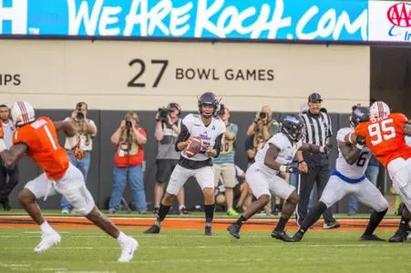 Thursday, August 31, 2017 Tulsa, OK
Univ. of Tulsa - Oklahoma State Univ. football
Photos by Erik Campos