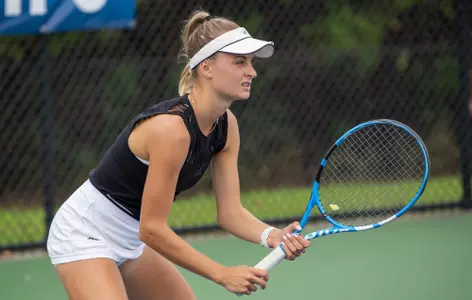 Martina Oklaova waiting