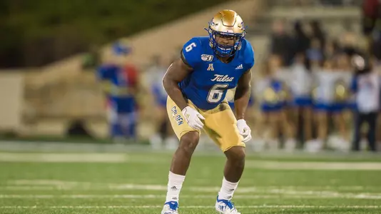 Diamon Cannon in defensive stance