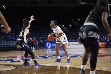 Morgan Brady playing basketball